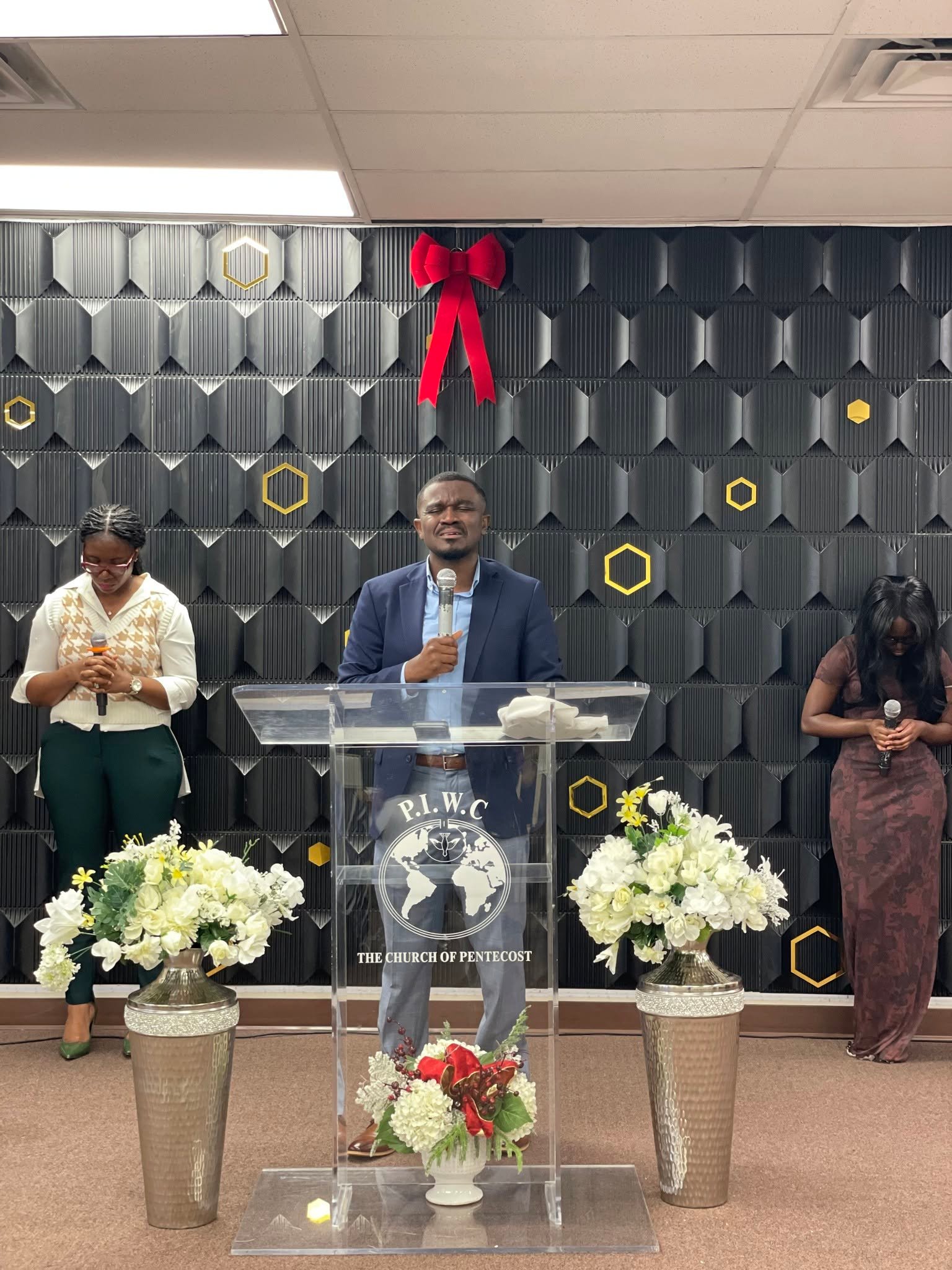 Guest minister preaching at PIWC Tampa